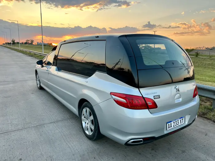 Peugeot 408 - Imagen 3